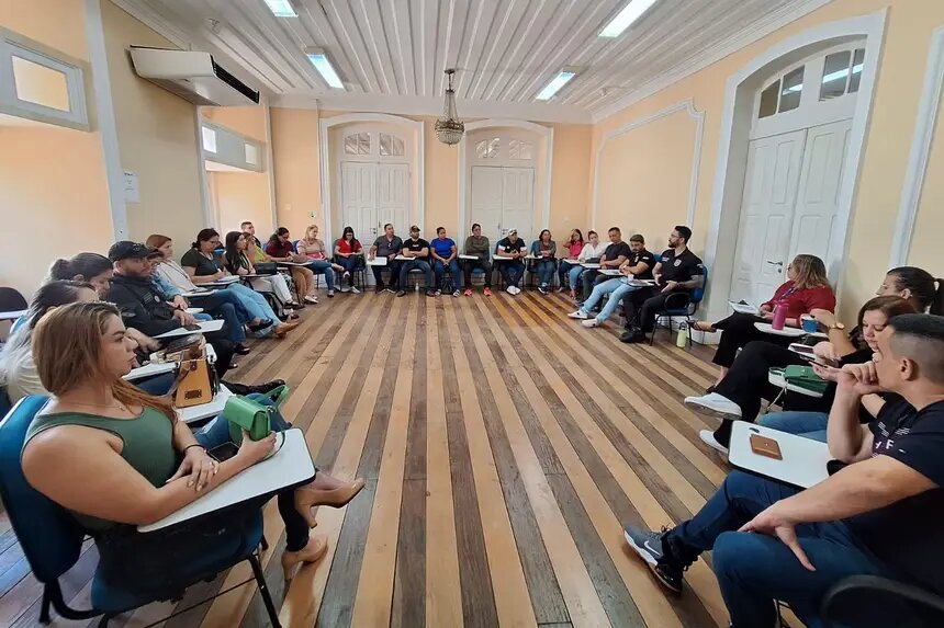 Segup promove capacitação para atendimento de pessoas LGBTQIA+ no sistema penitenciário.