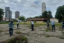 Seduc inicia projeto-piloto de limpeza de escolas estaduais no período de férias escolares